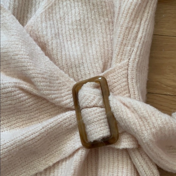 Front tie Forever 21 sweater - Picture 3 of 6